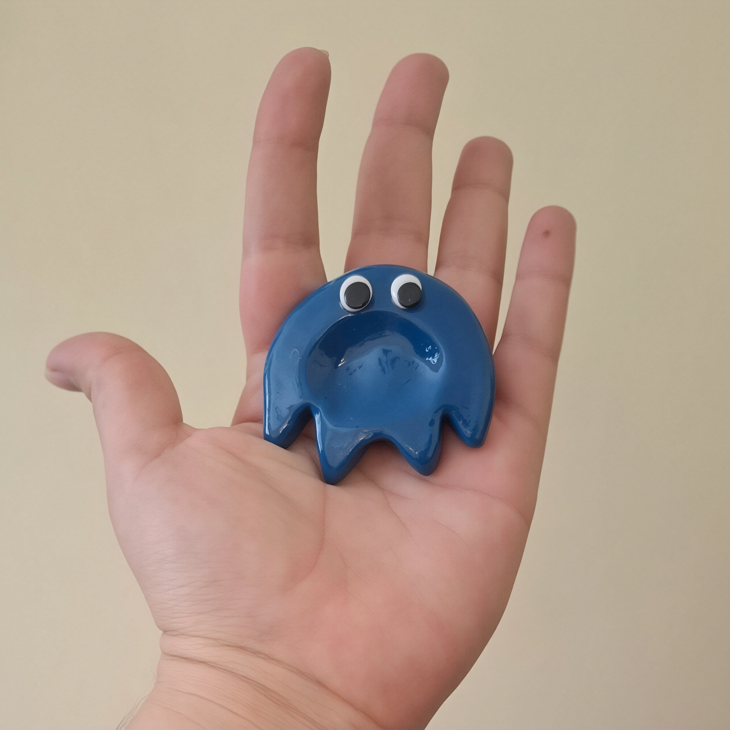 🖤 Tu Piedrita de la Tranquilidad: Centinela Azul - Pacman