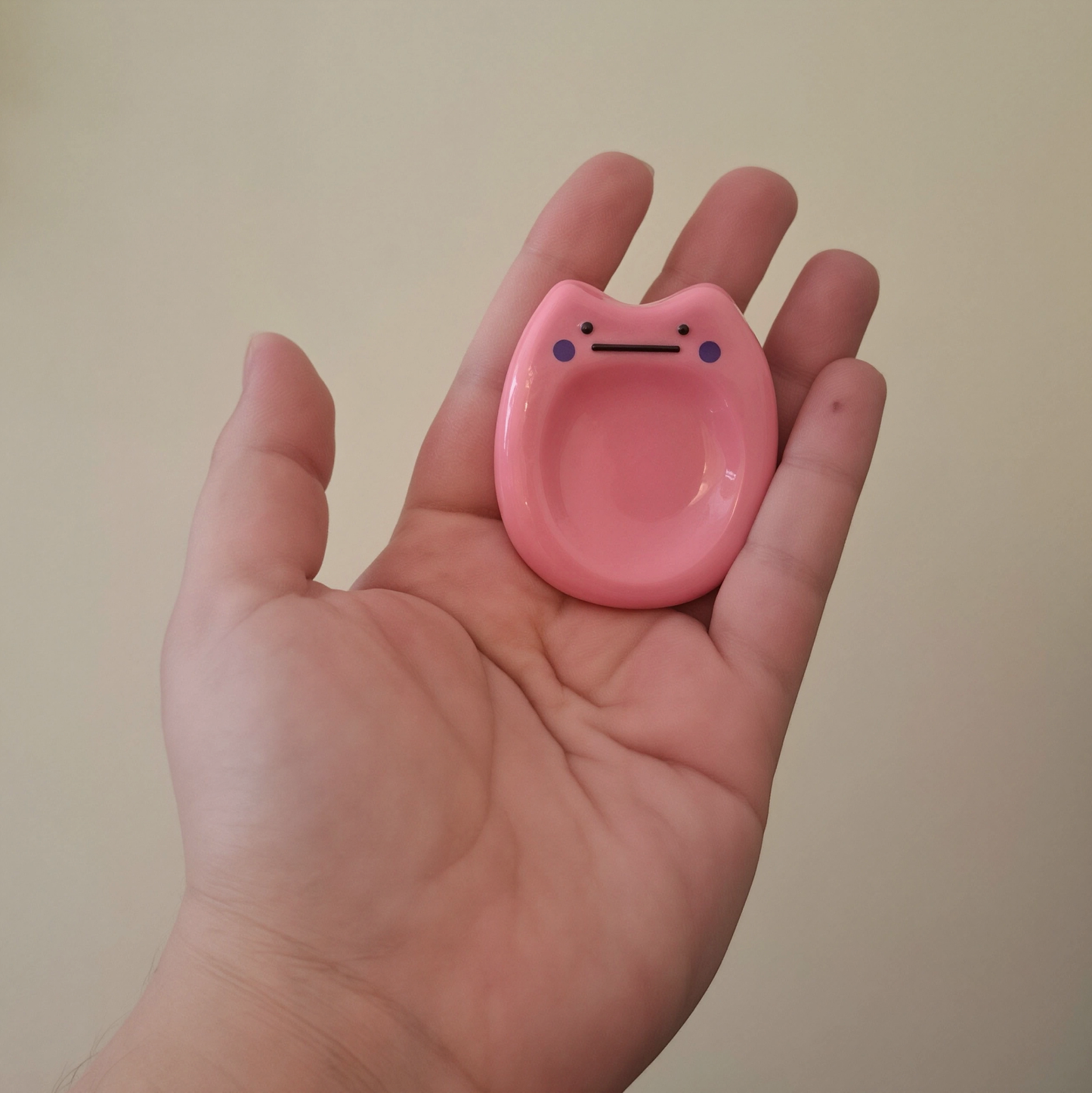 🎭 Piedrita de la Tranquilidad: Rostro hipomimico Rosa